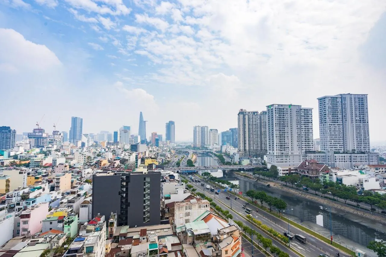 The Arrivals-Apartment Studio-Best Pool-District 1 Ho Chi Minh City 0*,  Vietnam