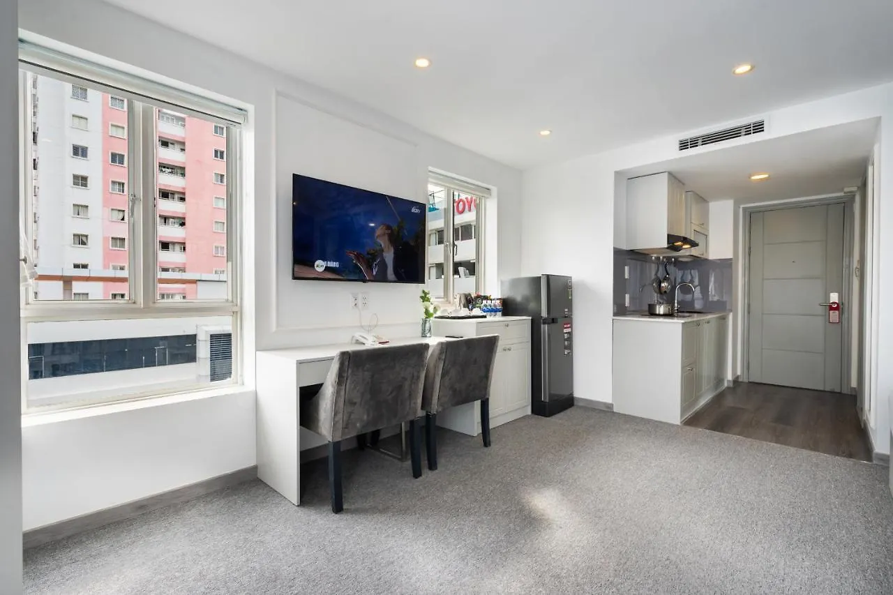 The Arrivals-Apartment Studio-Best Pool-District 1 Ho Chi Minh City Apartment