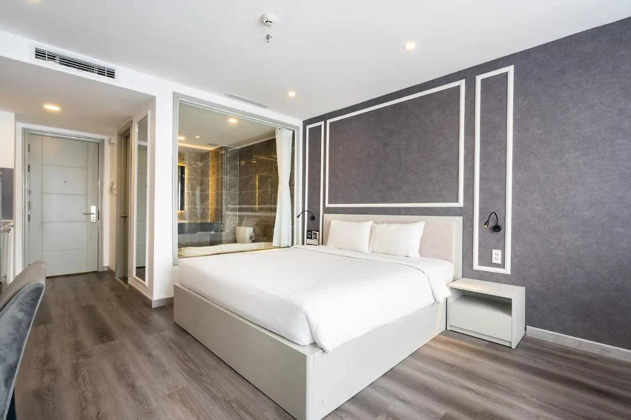 The Arrivals-Apartment Studio-Best Pool-District 1 Ho Chi Minh City Apartment