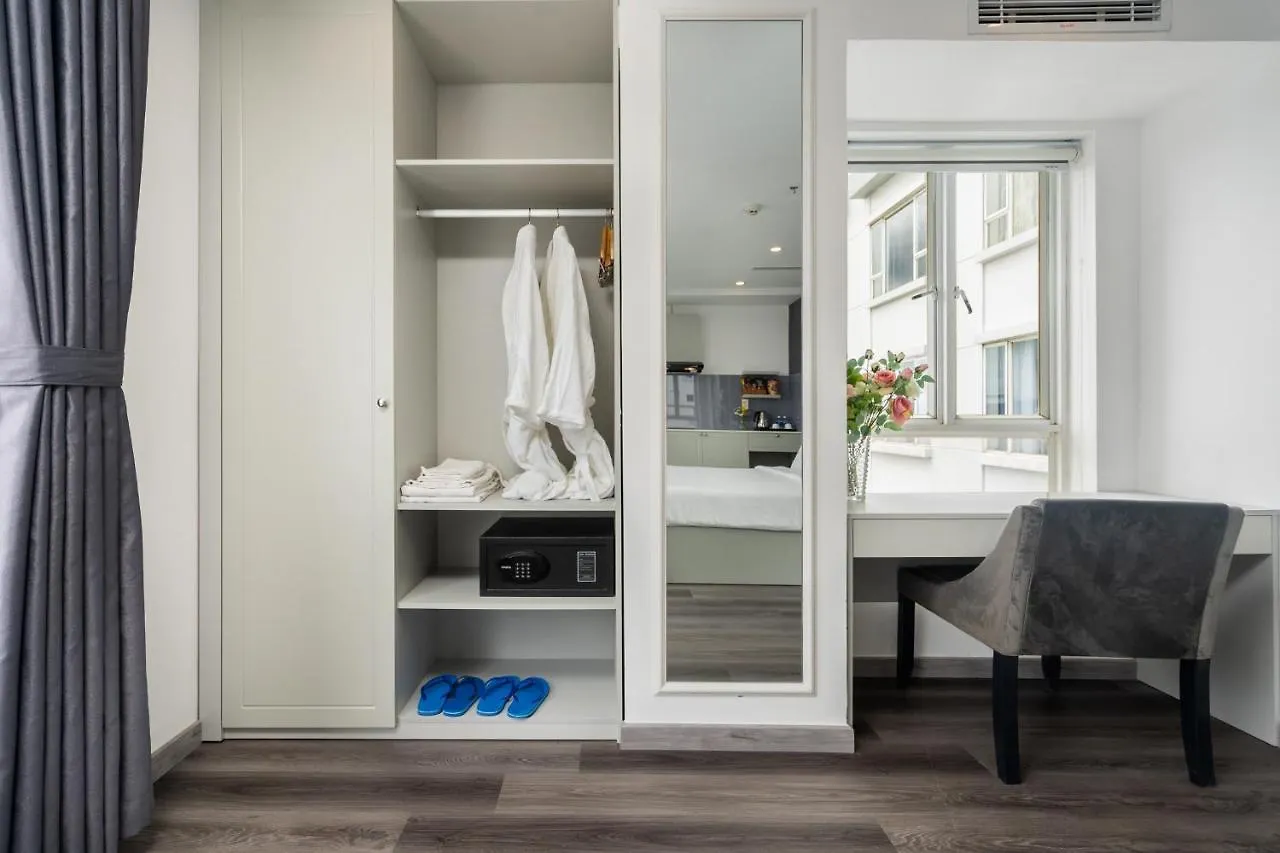 The Arrivals-Apartment Studio-Best Pool-District 1 Ho Chi Minh City Vietnam