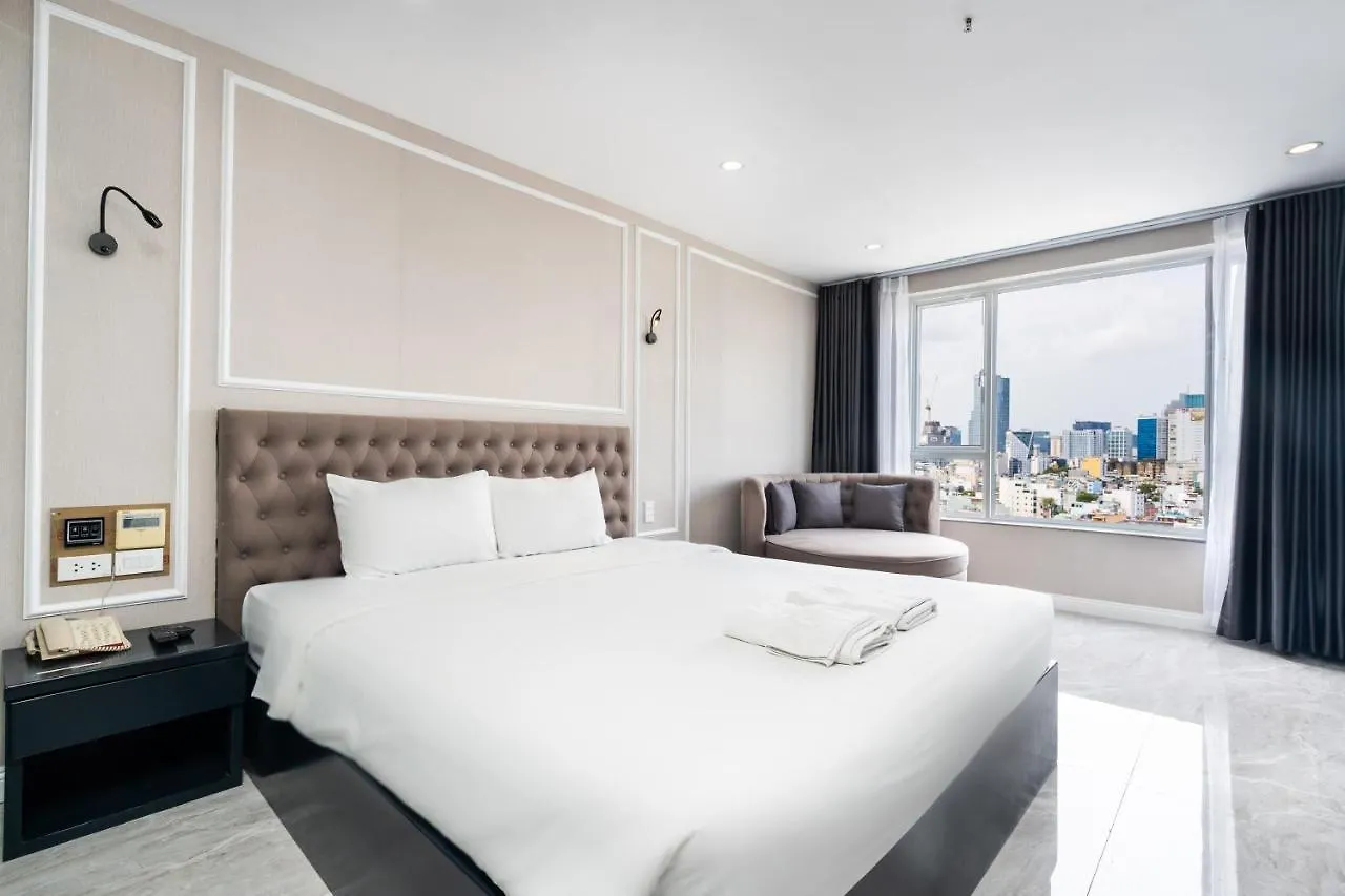 The Arrivals-Apartment Studio-Best Pool-District 1 Ho Chi Minh City Vietnam