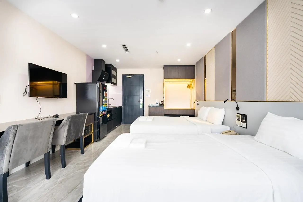 The Arrivals-Apartment Studio-Best Pool-District 1 Ho Chi Minh City Apartment